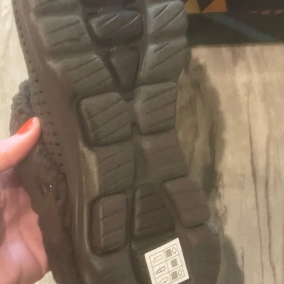 Skechers Foamies GoWalk 5 Relax UltraGo~Women’s Size 7~Faux Fur Lined Clog~NEW‼️ - Picture 8 of 14
